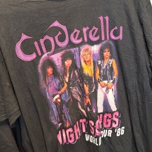 Cinderella L/Xl Tee